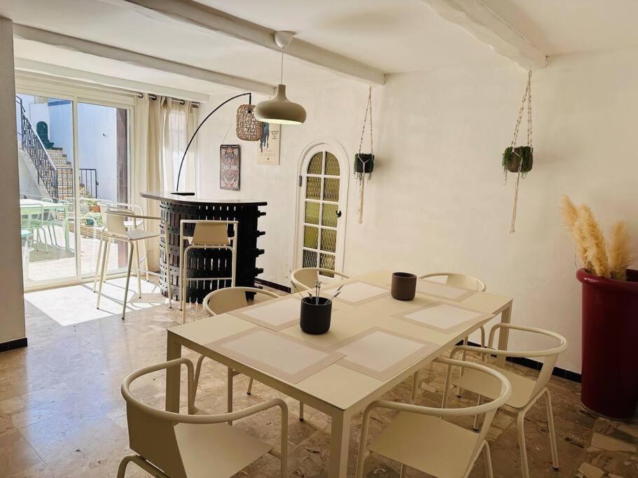 La Forge Du Pape Apartment *